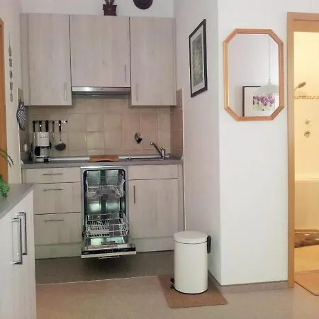 Tolle Ferienwohnung In Tiefenbach Mit Kleiner Terrasse